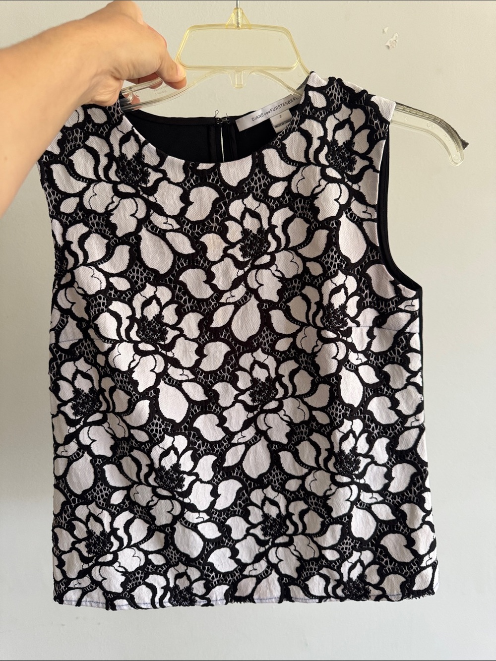 Diane Von Furstenberg Black and White Floral Lace Shell